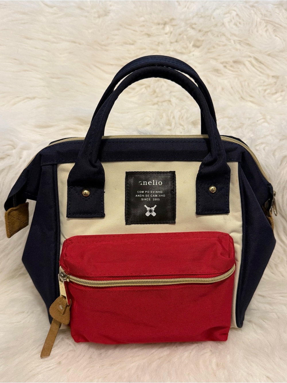 anello Tricolor Shoulder Bag in Red/Navy/Cream